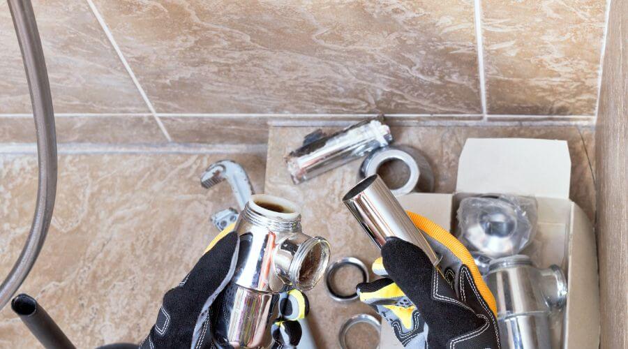 Expert Emergency Roof Repairs services in Castella, CA